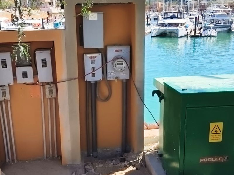 Base de medición reubicada en Marina Costa Baja