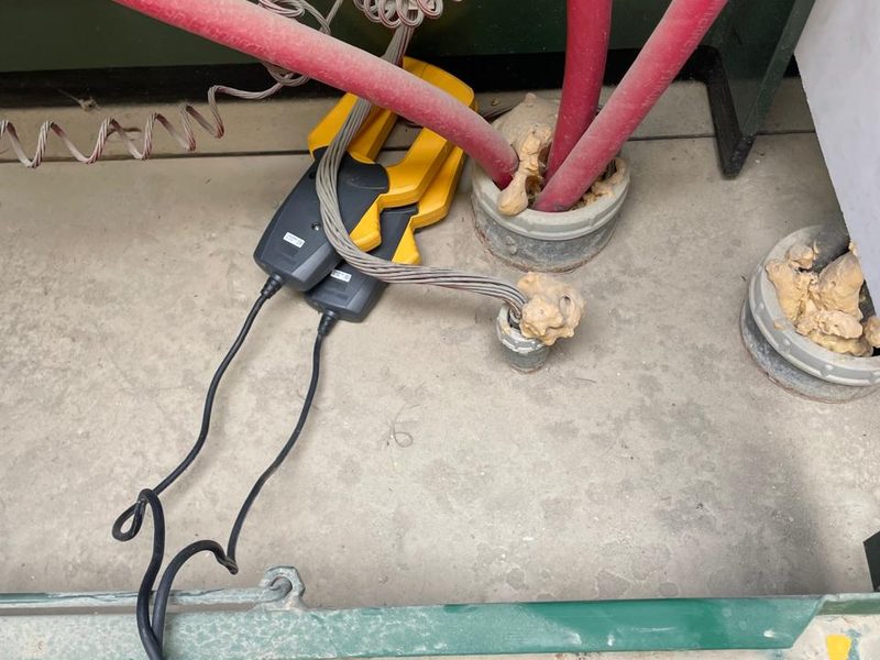 Medición en la conexión a tierra del transformador de 750 kVA